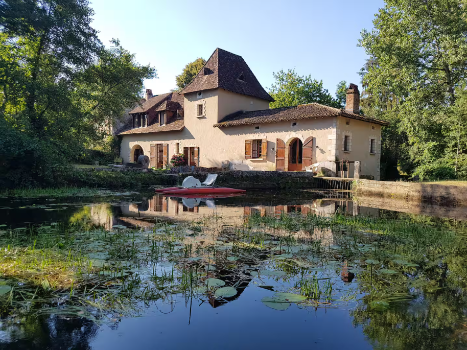 Jardin – vue d'en face au niveau du barrage