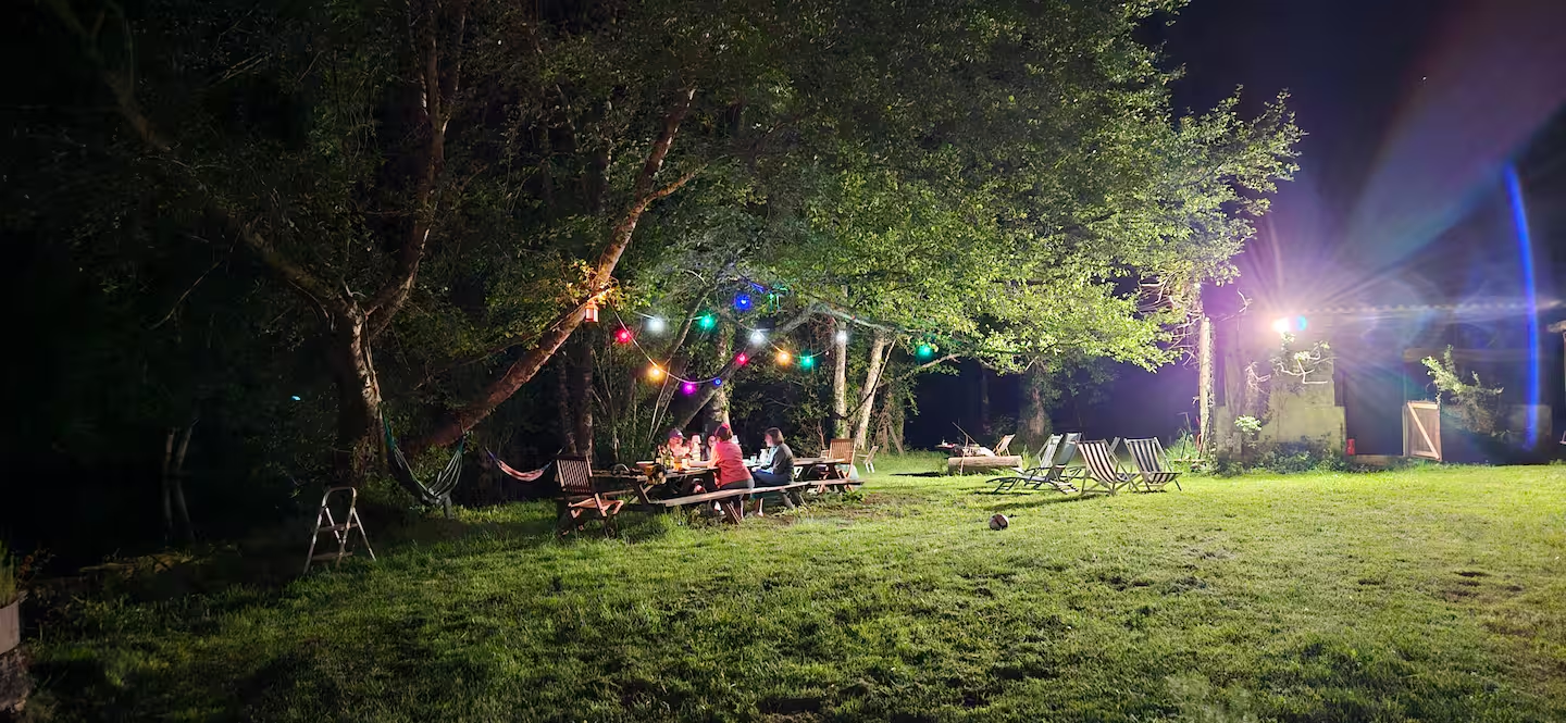 Extérieur – nocturne